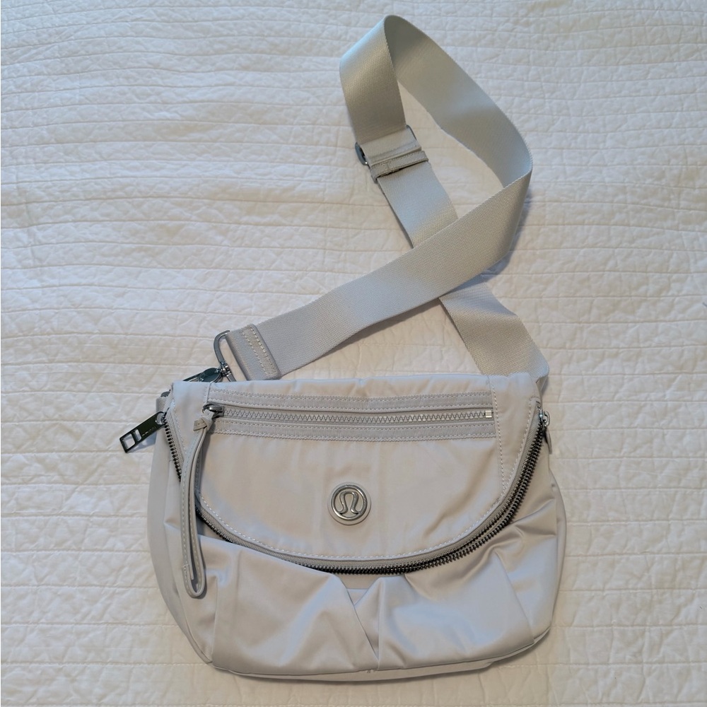 Lululemon Festival Bag- Like New Vintage